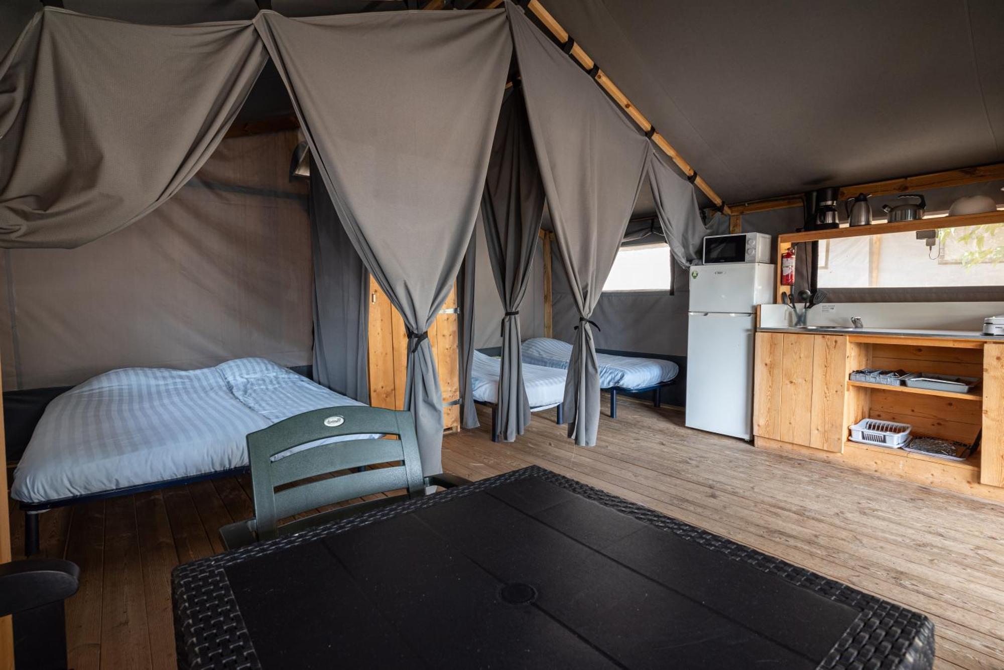 Camping Rcn La Bastide En Ardeche Sampzon Room photo